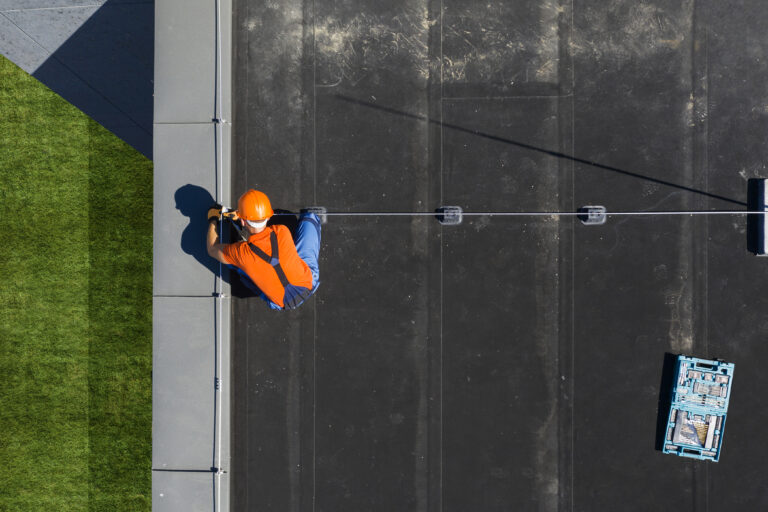 Static line system installation on commercial rooftop Melbourne